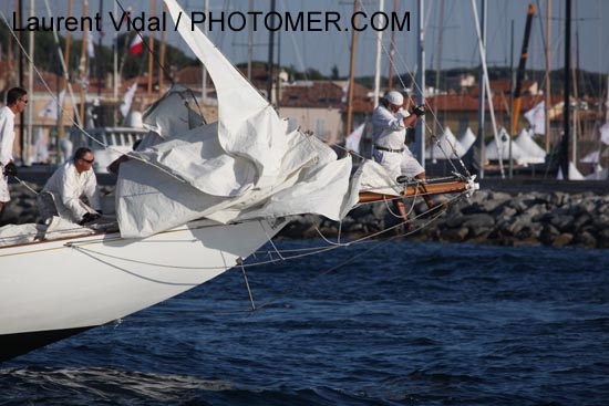2010_0930_163330AB